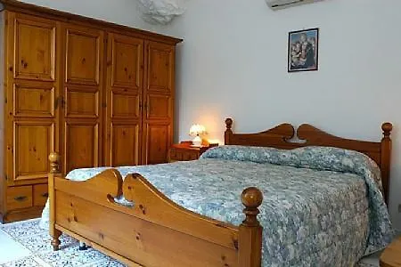 Apartamento Sleeps 2 Pool Air Con *